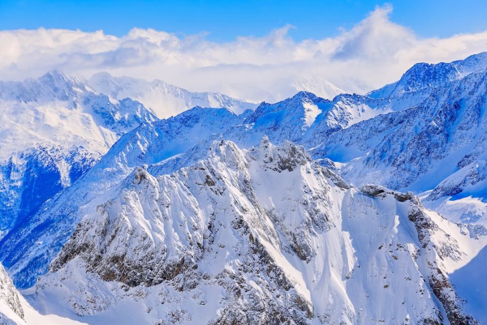 Switzerland Enjoys Booming Tourism as Winter Season Wraps Up